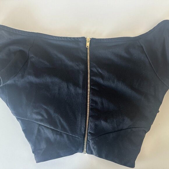 bebe Crop Top with Gold Details - Picture 3 of 4